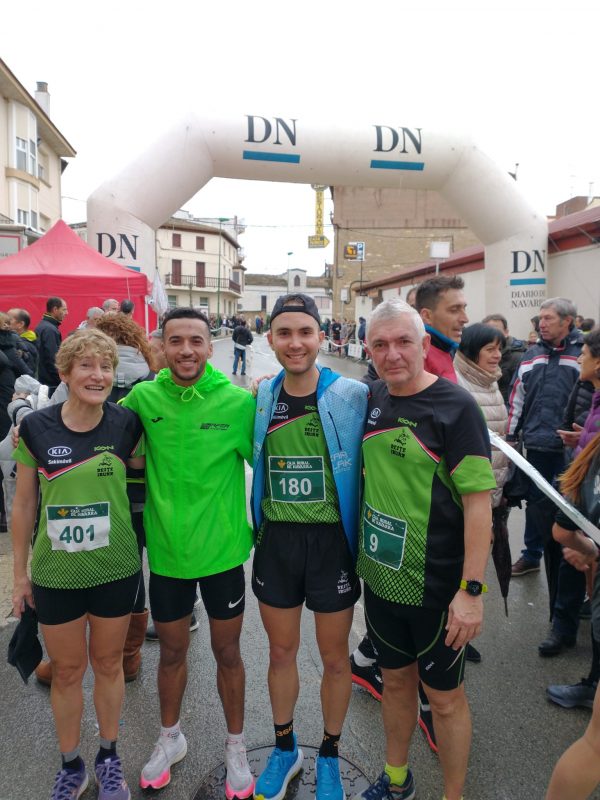 PODIO PARA OLMO EN LARRAGA